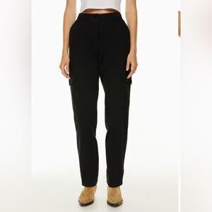 Aritzia wilfred free modern cargo pants black